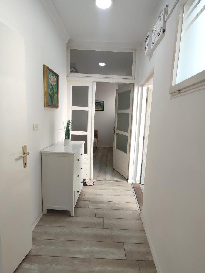 Mejdan II Apartment Мостар Екстериор снимка